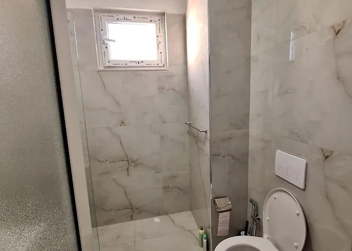 Albania Cozy & Affordable Near Center Διαμέρισμα Τίρανα