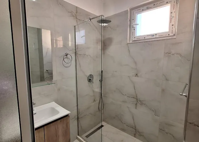 Διαμέρισμα Albania Cozy & Affordable Near Center